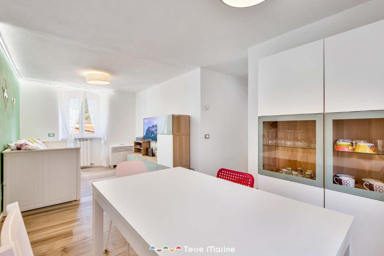 Nonna Pina Apartment โวลัสตรา ภายนอก รูปภาพ